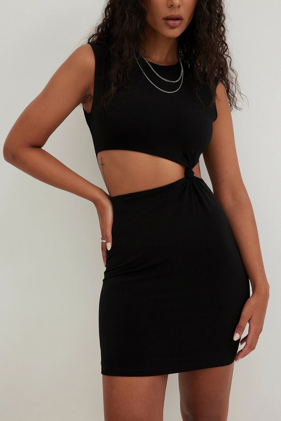 Bodycon Dresses * | Alessa Winter X Na-Kd Knot Detail Jersey Dress Black