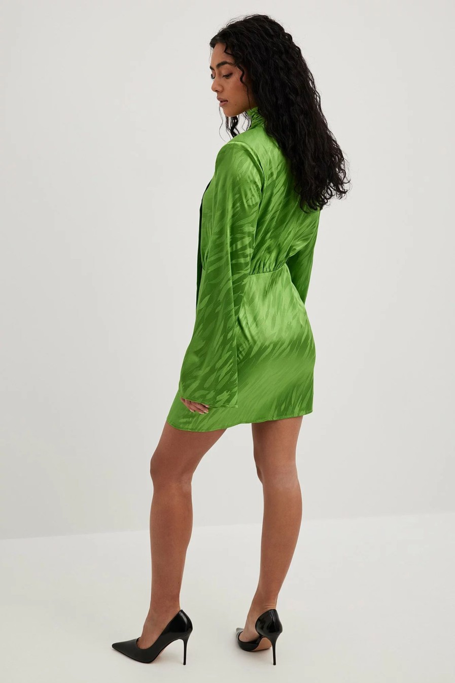 Mini Dresses * | Juliesfi X Na-Kd Marked Shoulder Mini Dress Green