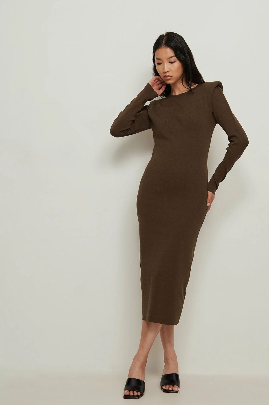 Knitted Dresses * | Na-Kd Trend Sharp Shoulder Open Back Knitted Dress Brown