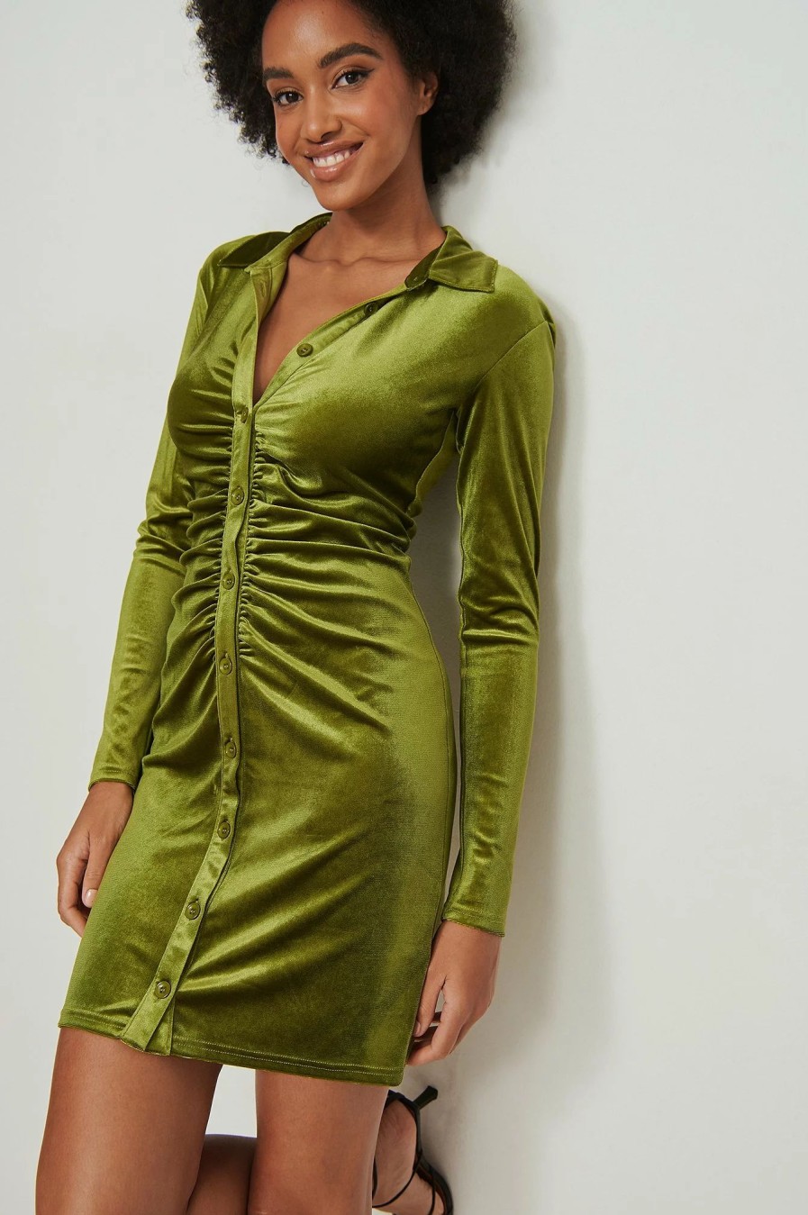 Party Dresses * | Na-Kd Party Rouched Button Velvet Dress Green