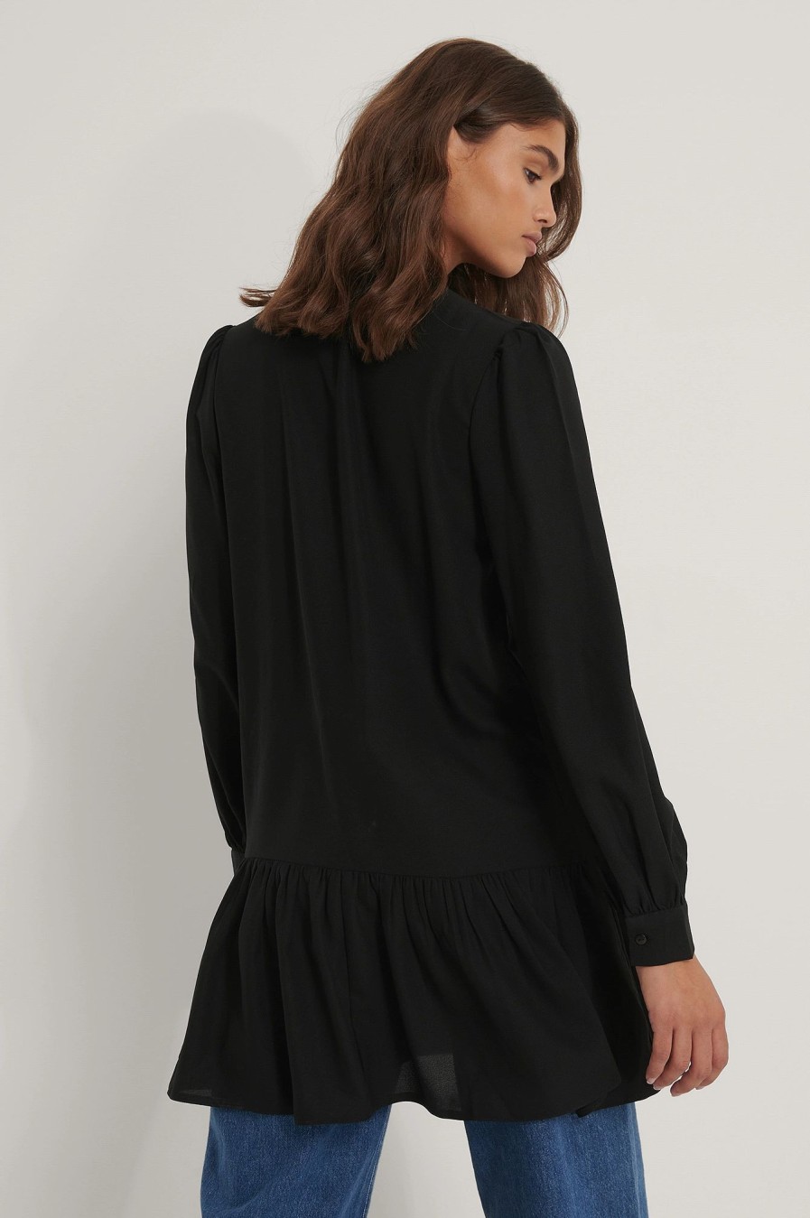 Mini Dresses * | Na-Kd Buttoned Round Neck Flounce Mini Dress Black